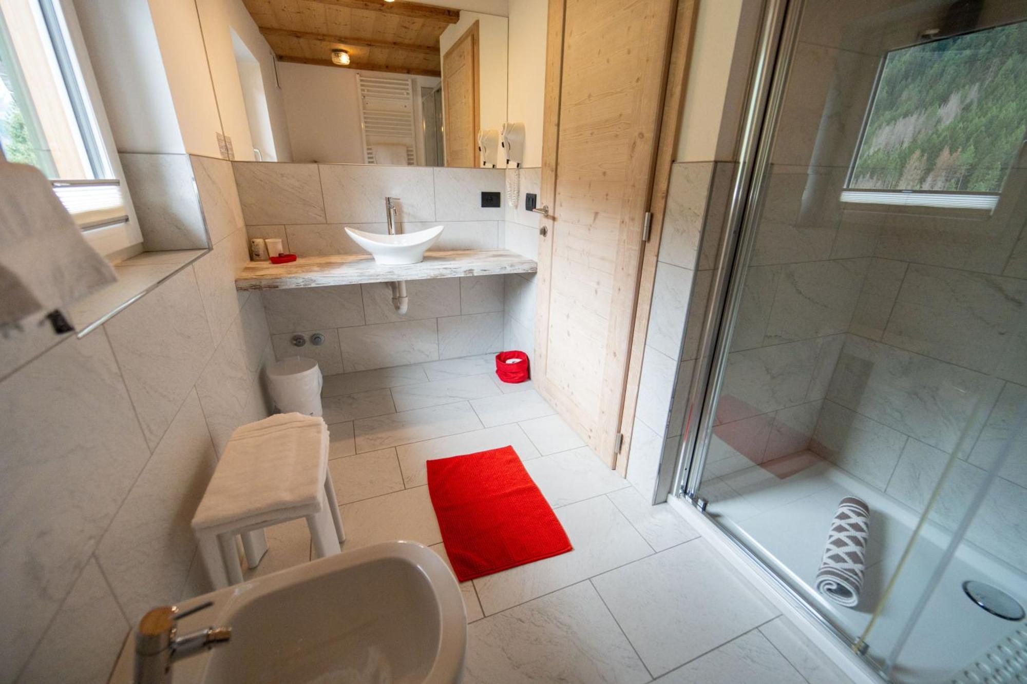 B&B Bucaneve Vigo di Fassa Phòng bức ảnh