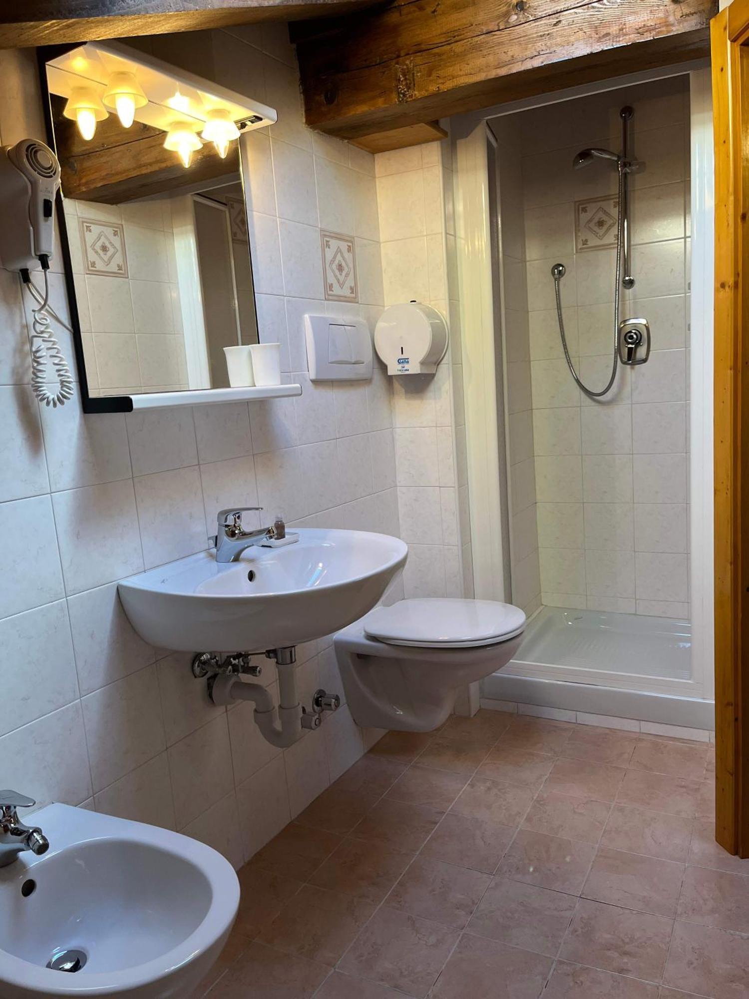 B&B Bucaneve Vigo di Fassa Ngoại thất bức ảnh